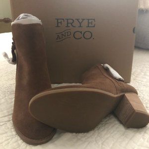 Frye Suede Ankle boots